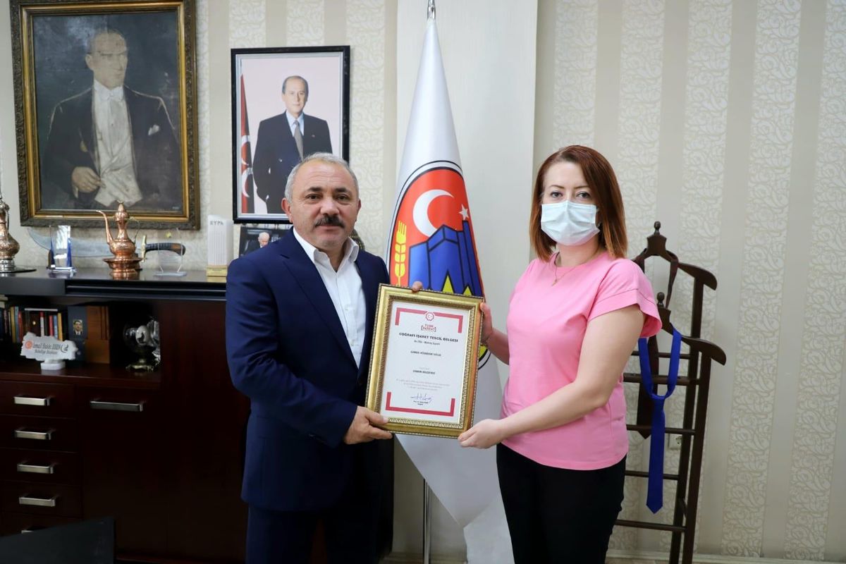 Çankırı\'nın "höşmerim tatlısı" coğrafi işaret tescil belgesi aldı