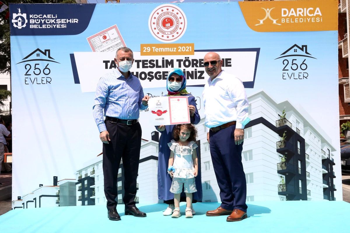 Hak sahipleri tapularına kavuştu