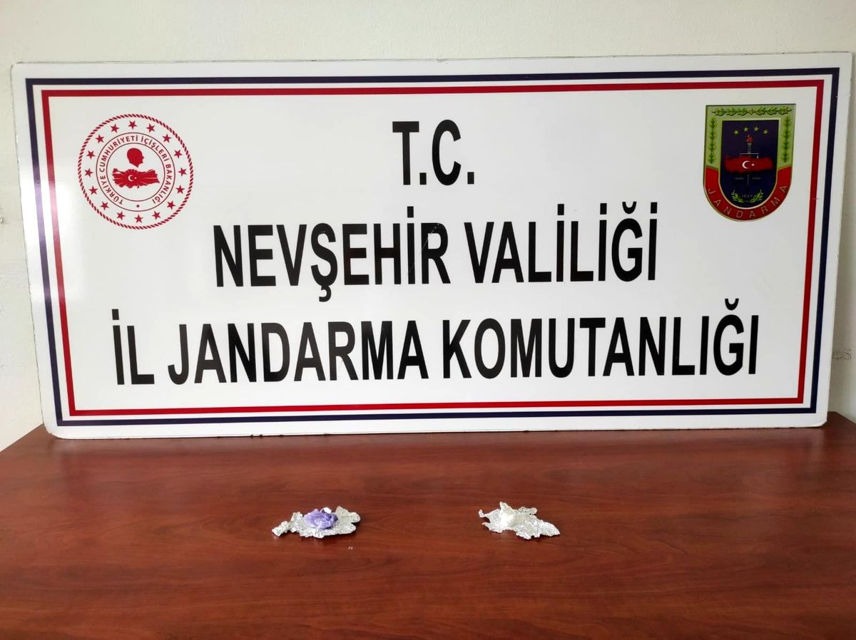 Son dakika haberi | Jandarma ekipleri uyuşturucudan 2 kişiyi gözaltına aldı