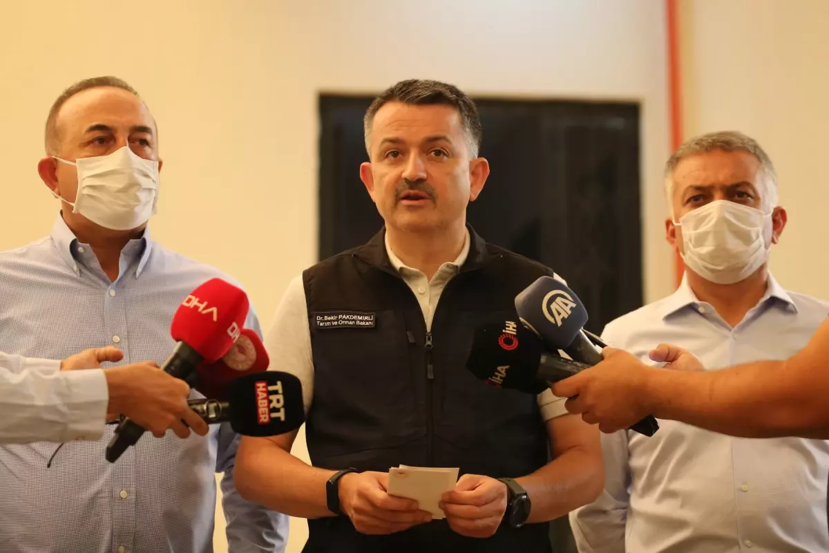 Son dakika haberi: Tarım ve Orman Bakanı Pakdemirli: "Oymapınar Barajı\'ndaki vatandaşlarımız için ambulansımız ve AFAD ekiplerimiz yolda.