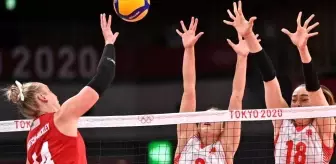 Türkiye Kadın Milli Voleybol takımı, çekişmeli maçta ABD'ye 3-2 yenildi