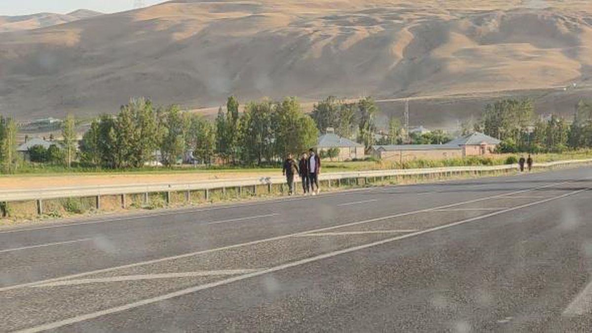 "Yasa dışı geçişlerle ilgili paylaşılan görüntülerin çoğunluğu bizim sınırlarımıza ait değil"