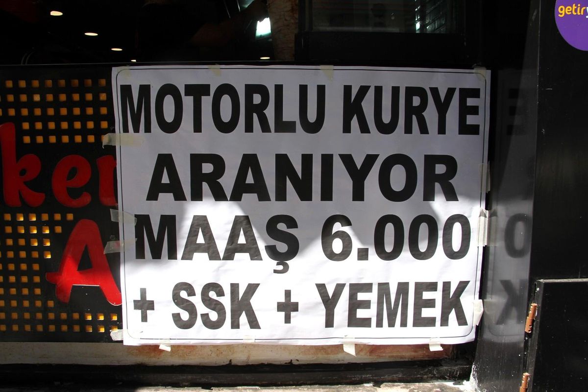 6 bin TL\'ye çalışacak eleman bulamıyorlar