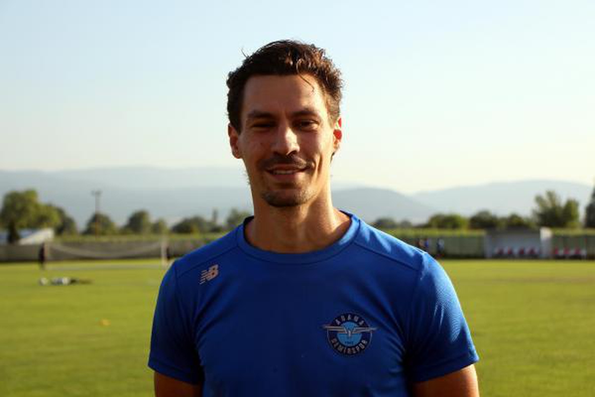 Adana Demirspor\'un yeni transferi Stambouli: Hedefimiz, ligi en iyi yerde bitirmek