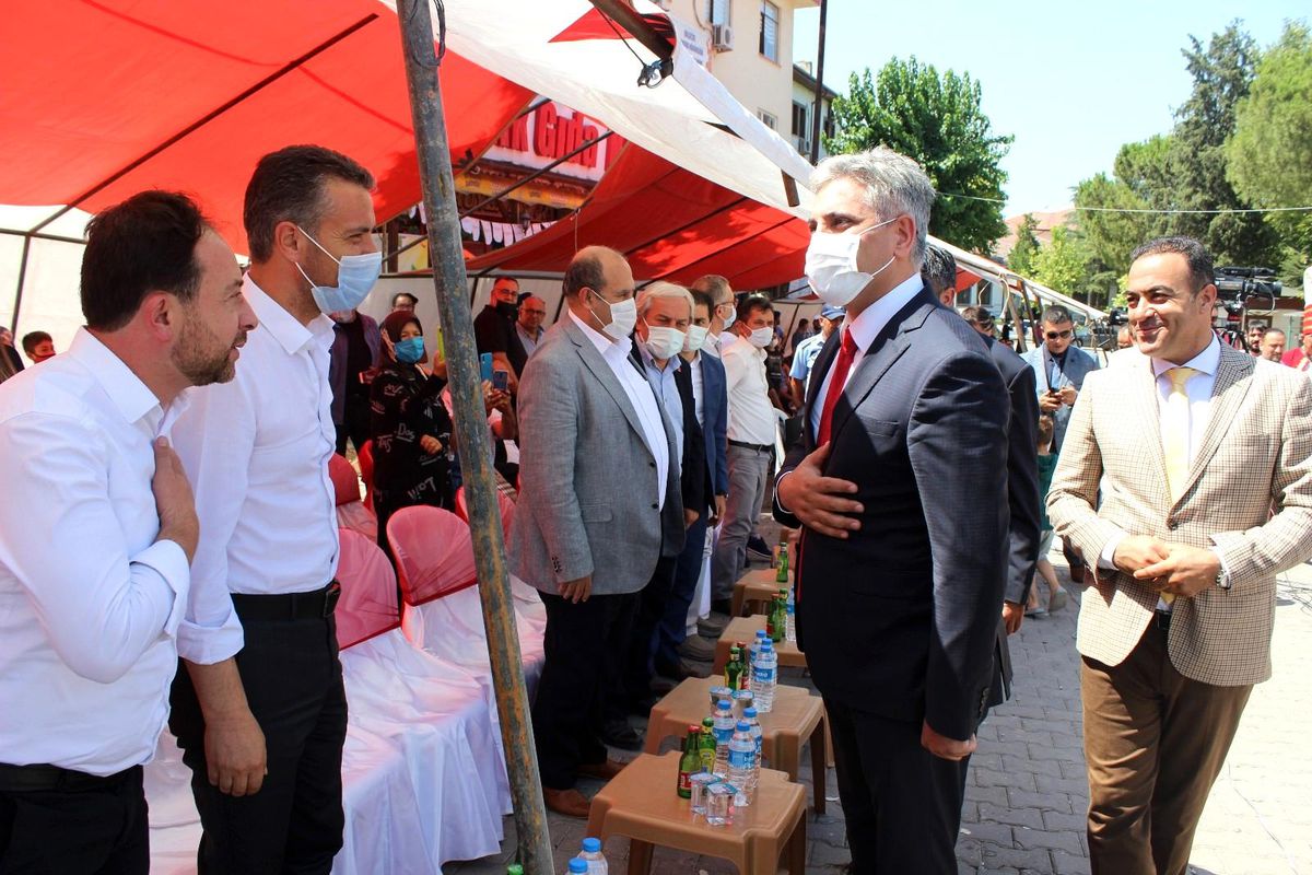 Başkan Şahin: "Osmanlı\'yı unutmak ya da yok saymak mümkün değil"
