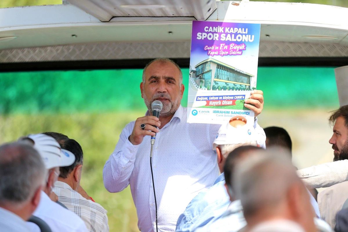 Son dakika haberleri! Başkan Sandıkçı, Canik\'teki muhtarlarla yeni yatırımları gezdi