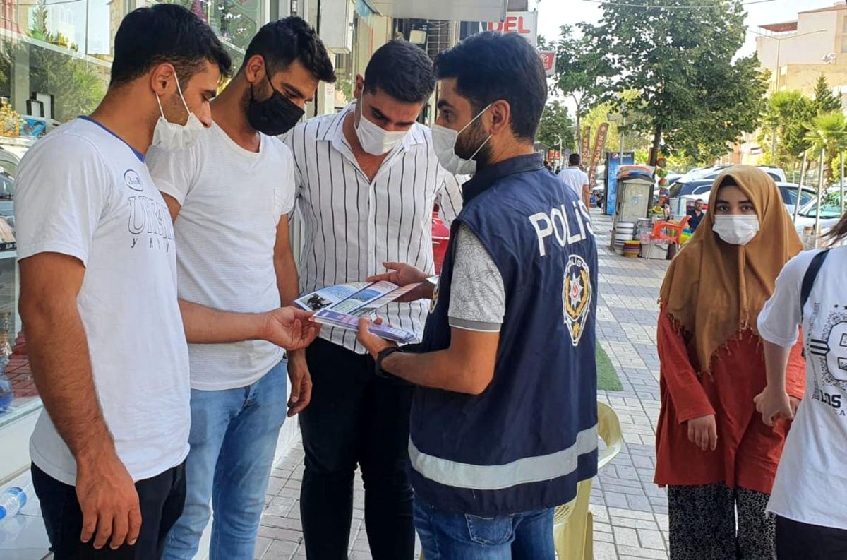 Boğulmalara karşı broşürlü uyarı