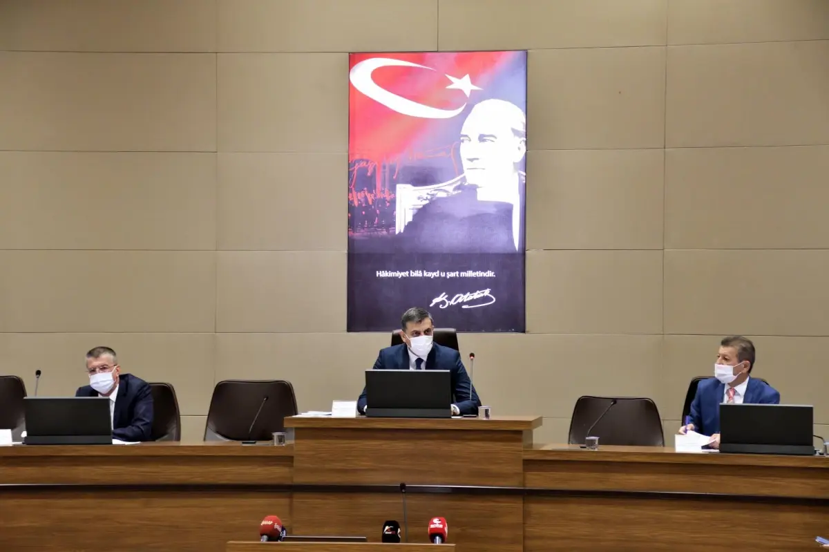 Çorum Valisi Çiftçi, kentte 524 bin doz Kovid-19 aşısı yapıldığını açıkladı