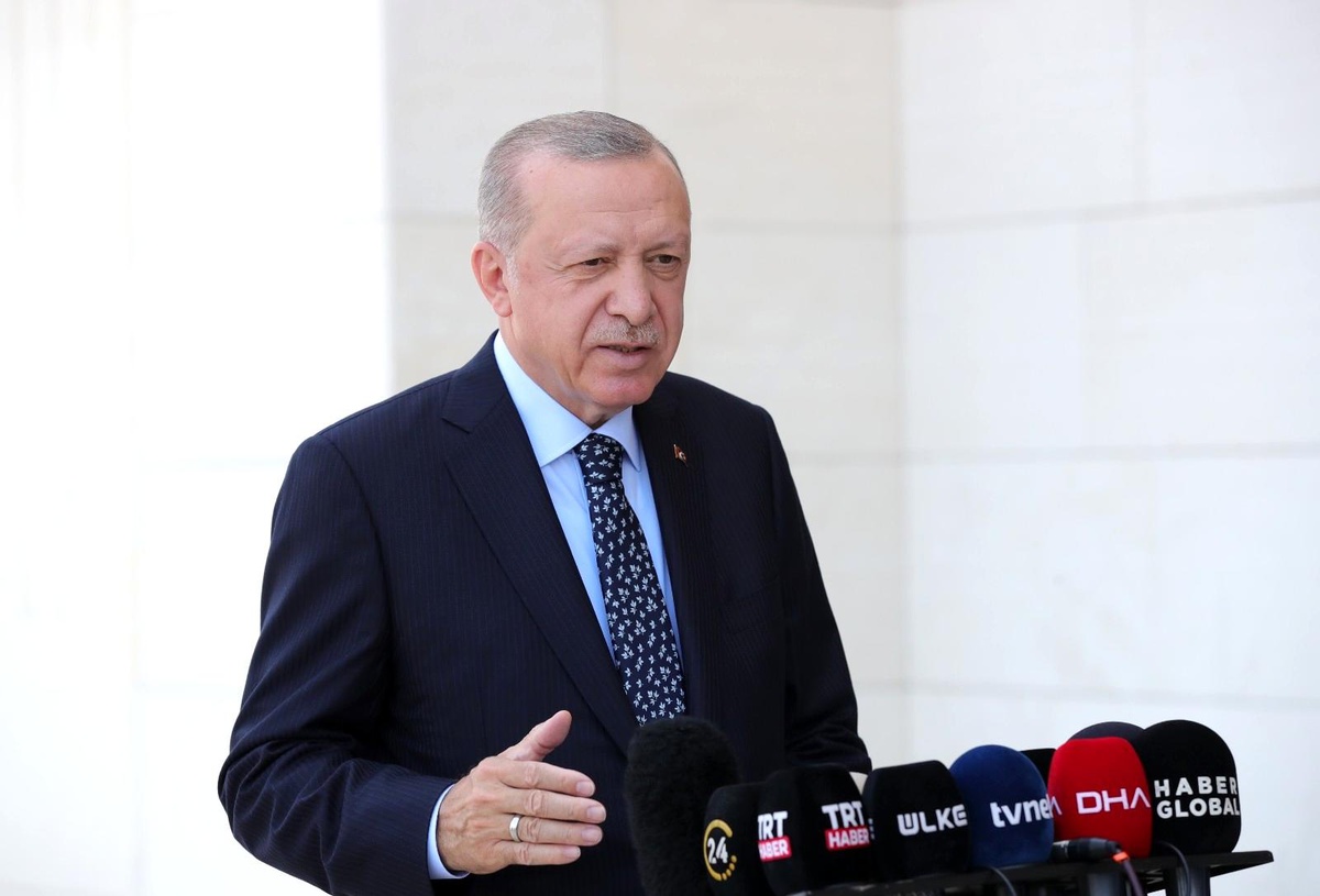 Son dakika haber! Cumhurbaşkanı Erdoğan: "Türk Hava Kurumu\'nun elinde, burada rahatlıkla kullanılabilecek uçak falan yok"