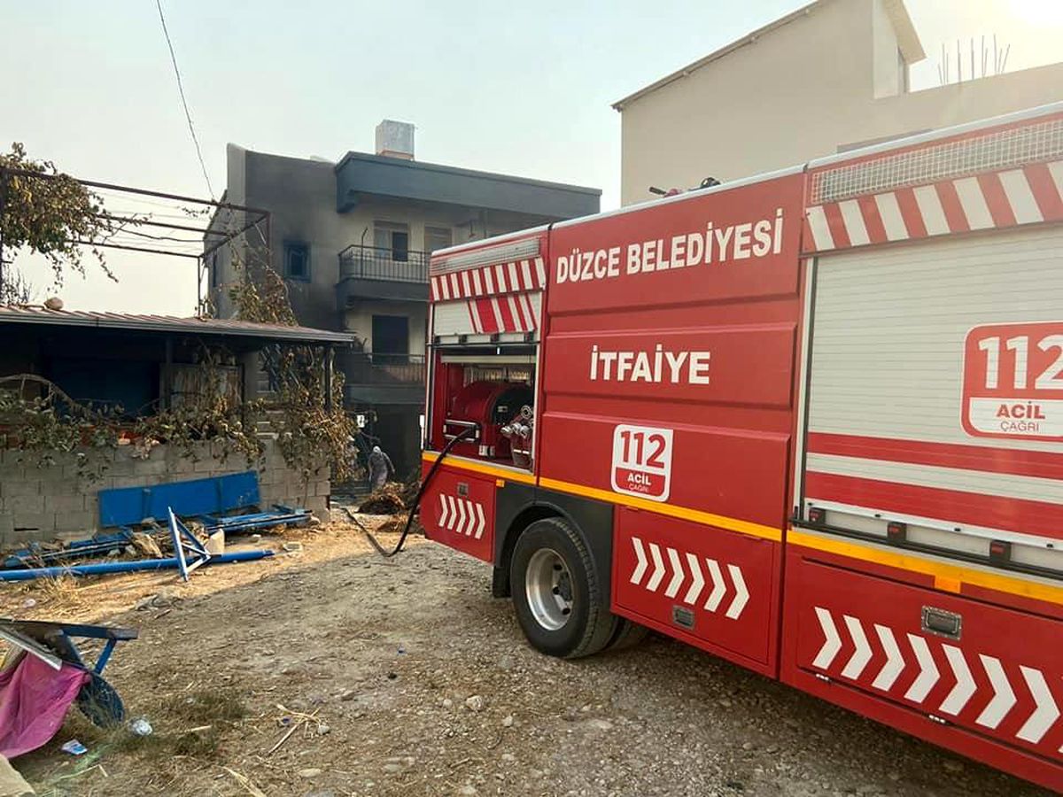 Düzce İtfaiyesi Manavgat\'ta