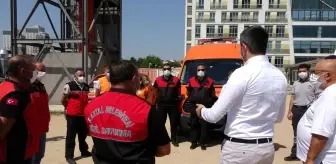 Kartal Belediyesi Sivil Savunma Ekipleri yangınla mücadeleye yardım için Manavgat'a hareket etti