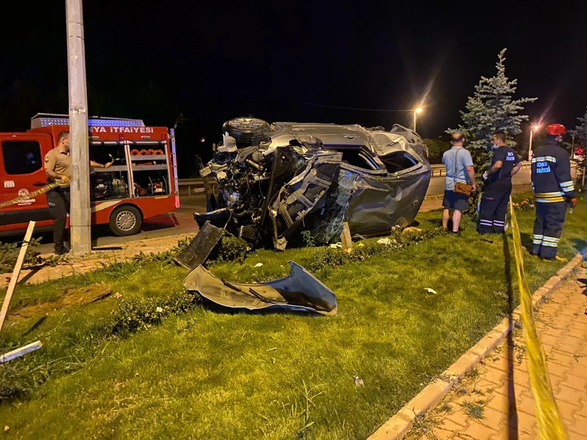 Konya\'da otomobil devrildi: 6 yaralı