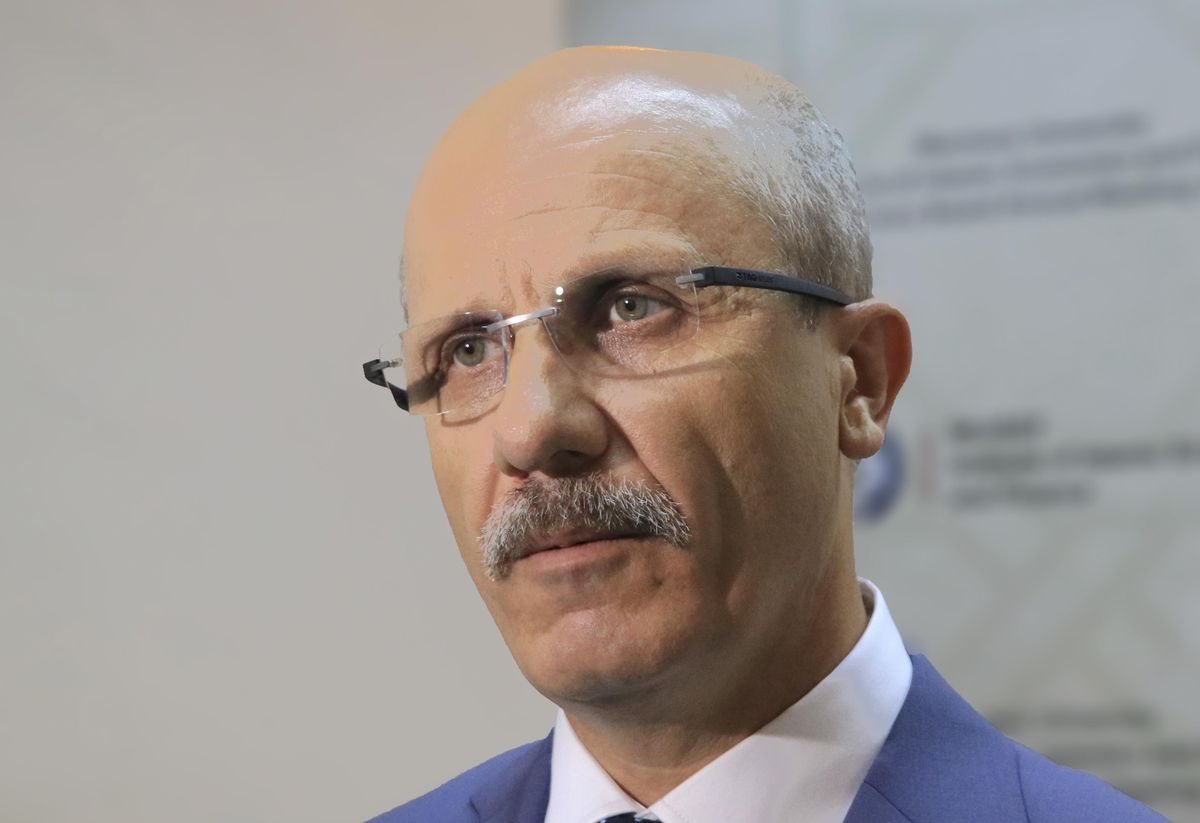 Marmara Üniversitesi Rektörü Prof. Dr. Erol Özvar, Resmi Gazete\'de yayımlanan kararla YÖK Başkanlığına atandı.