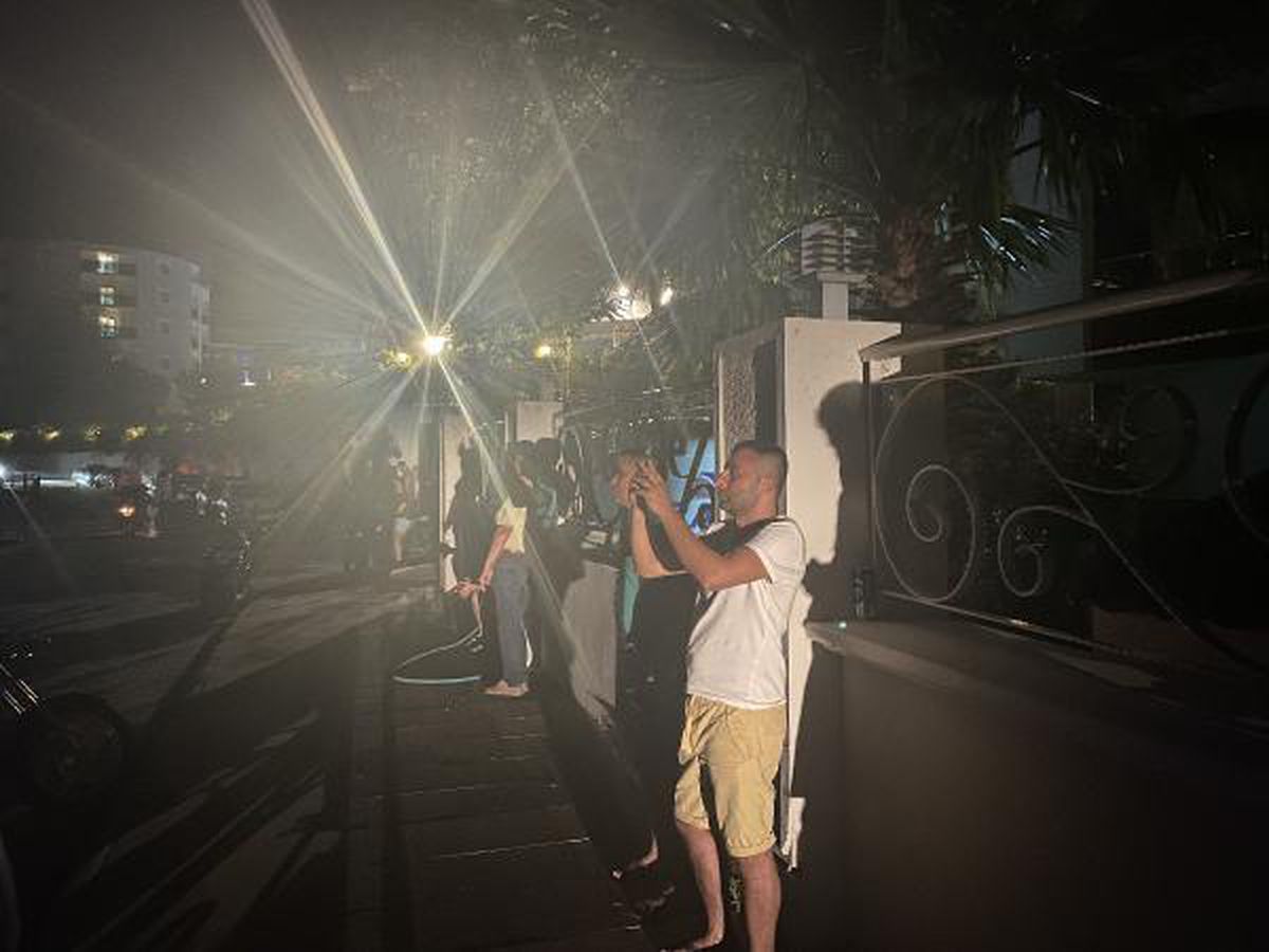 Marmaris\'te orman yangını; alevler yerleşim yerine 100 metre kadar yaklaştı, 1 ölü (10)