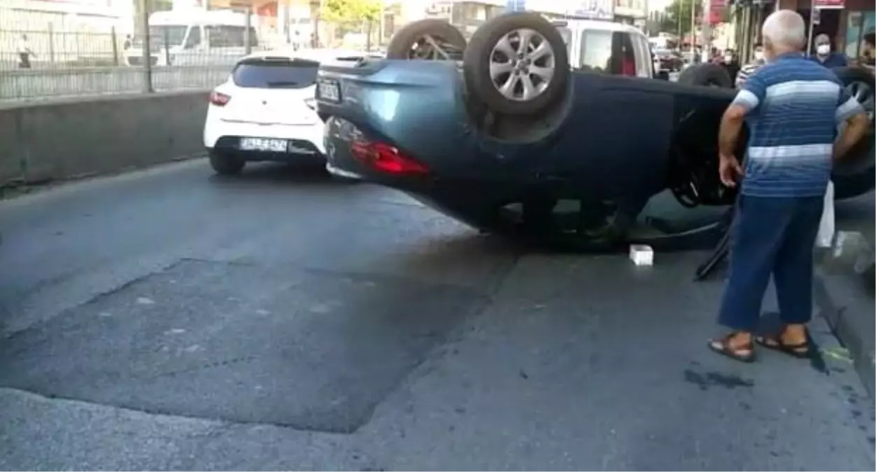 Bayrampaşa\'da kontrolden çıkan araç takla attı: 1 yaralı