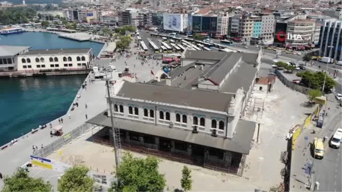 Tarihi Kadıköy Hal Binası\'nda tepki çeken restorasyon çalışması
