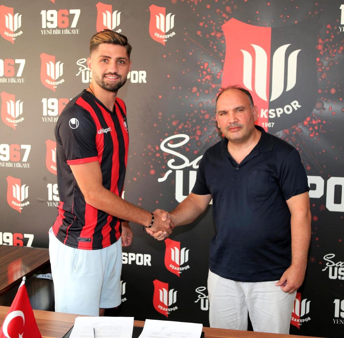 Tayyip Kanarya Uşakspor\'da