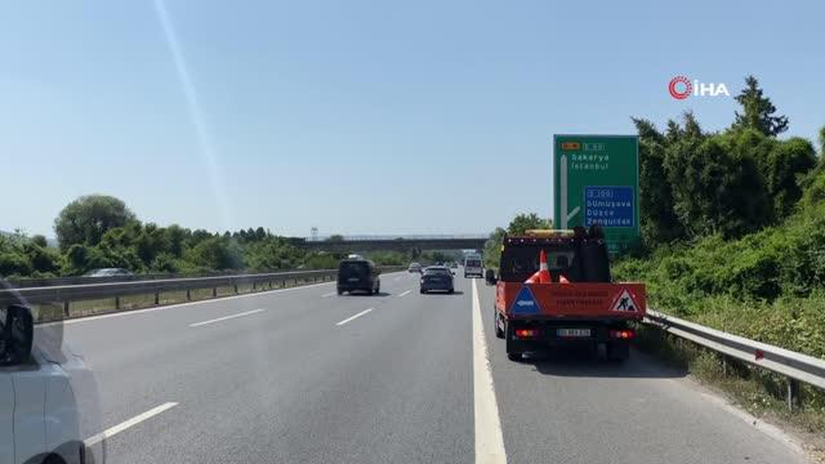 Son dakika haberleri: TEM\'de feci kaza: 2 yaralı