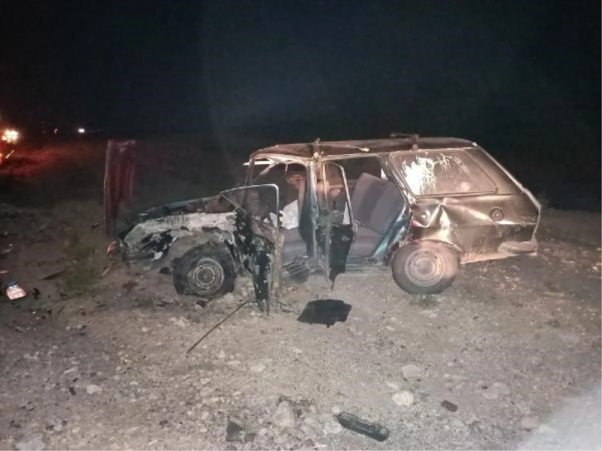 Tokat\'ta iki otomobil çarpıştı: 6 yaralı
