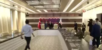 YÖK Başkanı Yekta Saraç, düzenlenen törenle görevini Prof. Dr. Erol Özvar'a devretti