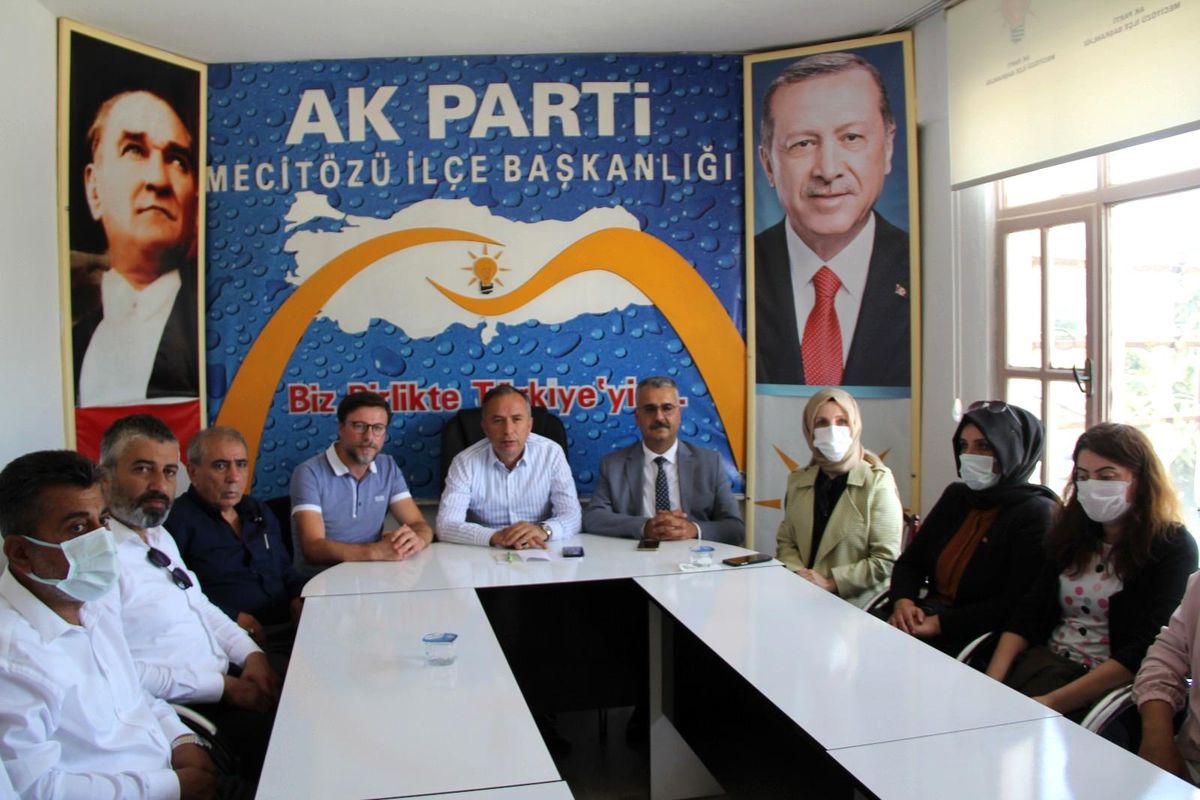 AK Parti\'den orman yangınlarıyla ilgili açıklama