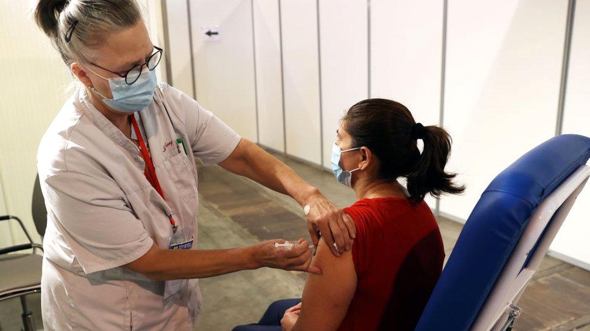 Belçika\'da işverenler çalışanlarının aşı bilgilerine ulaşmak istiyor