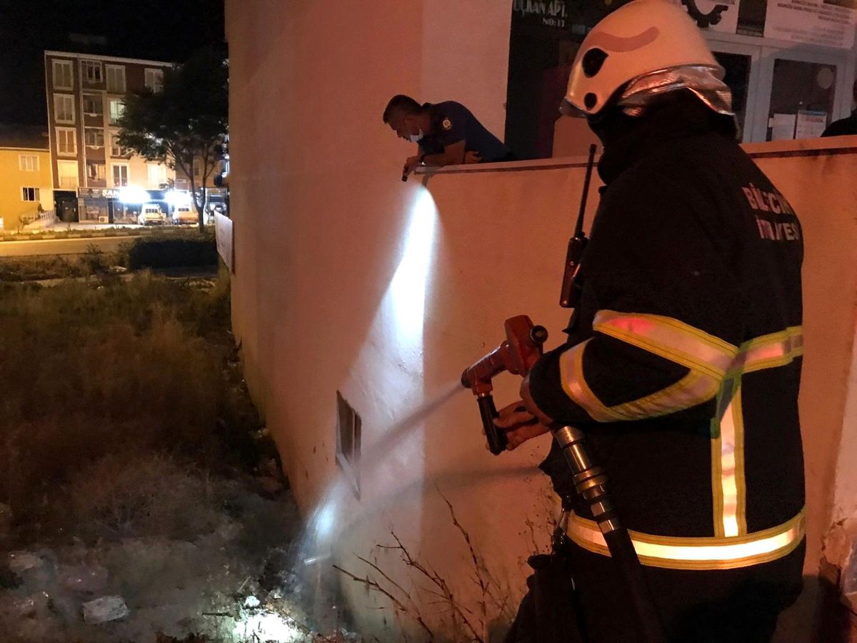 Bilecik\'te boş arazide çıkan yangın ekipleri harekete geçirdi