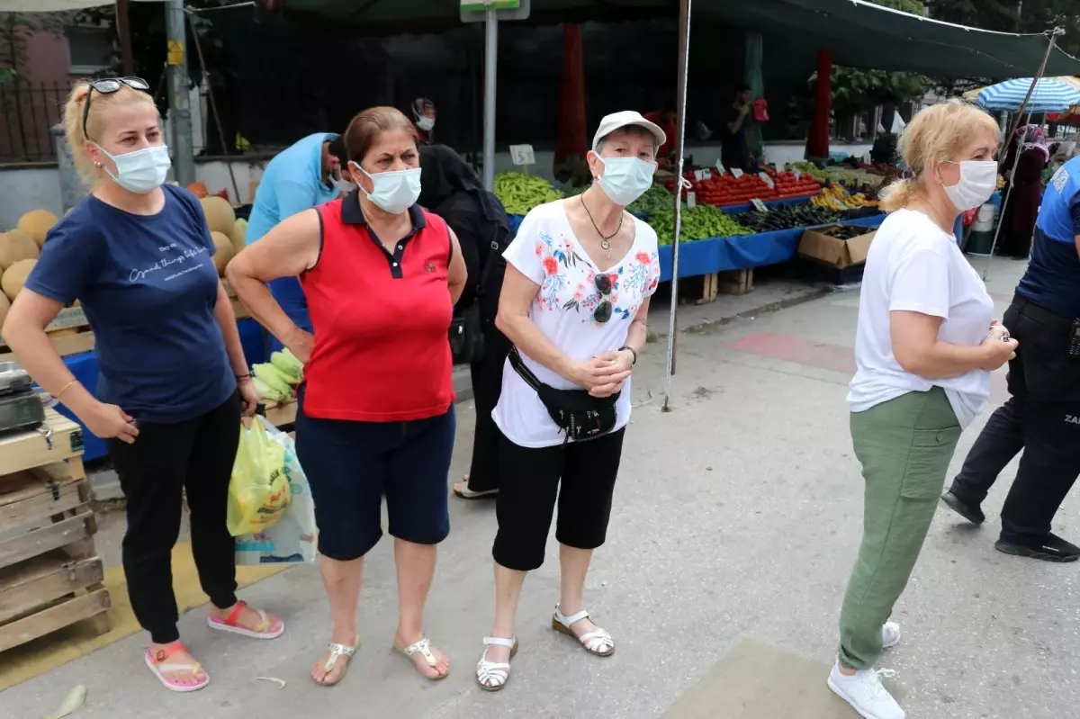 Bolu\'ya yabancılar için 20 ton su getiren iş adamına vatandaştan tepki