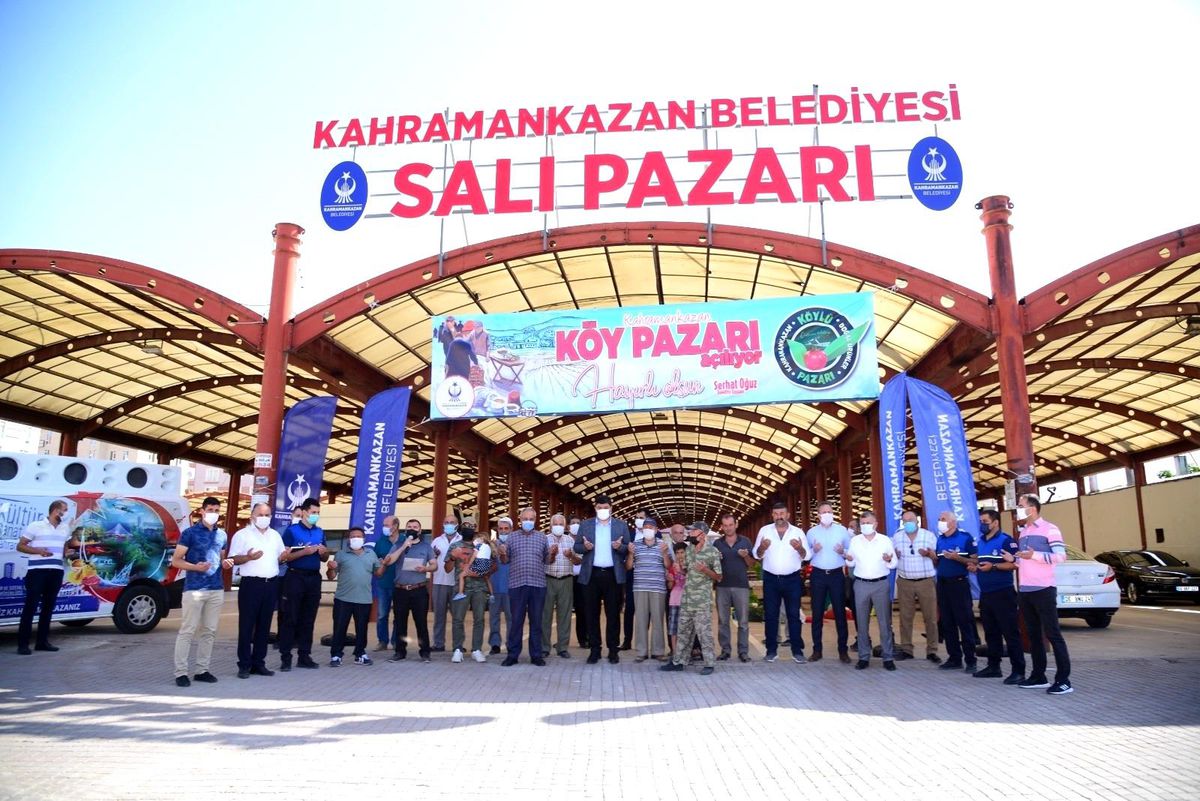 Kahramankazan\'da köy pazarı açıldı