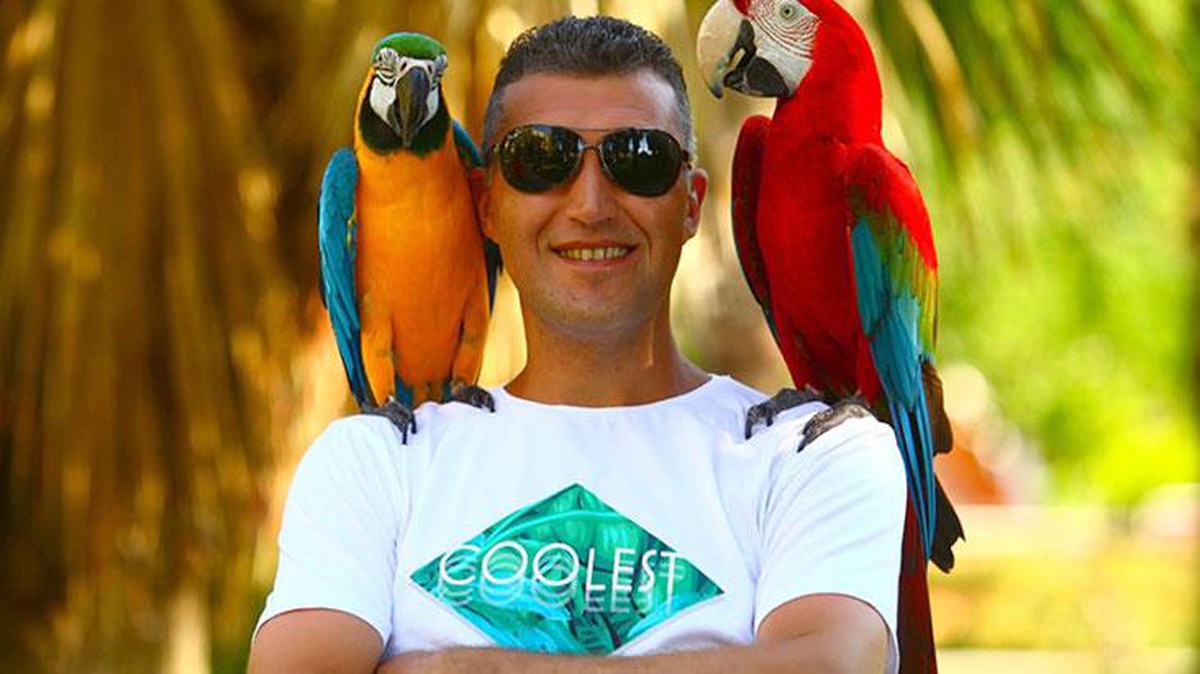 Kayıp olarak aranan 2 çocuk babası, yanında ekmek bıçağıyla ölü bulundu
