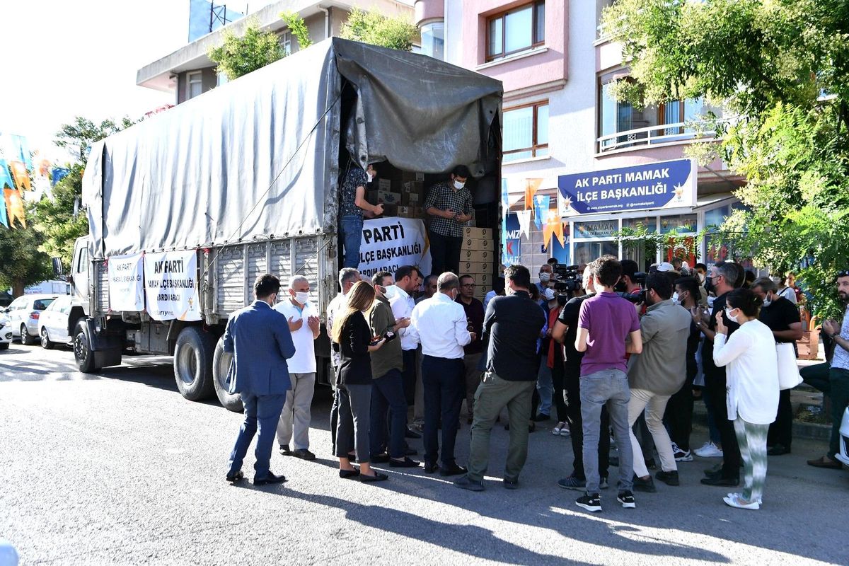 Mamak\'tan Marmaris\'e yardım tırı