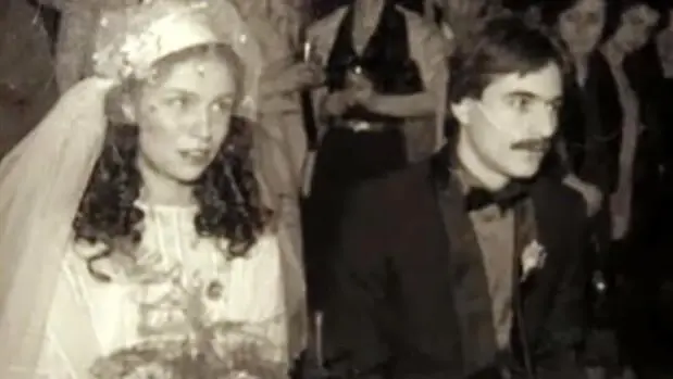 Mehmet Ali Erbil'den yıllar sonra gelen itiraf: Muhsine ile çok zengin bir babanın kızı diye evlendim Mehmet Ali Erbil'den yıllar sonra gelen itiraf: Muhsine ile çok zengin bir babanın kızı diye evlendim