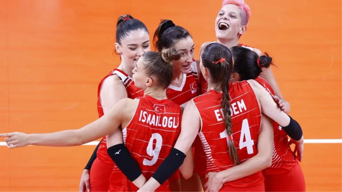 Son Dakika: Filenin Sultanları Tokyo\'da çeyrek finalde! Arjantin\'i 3-0 yenen Kadın Voleybol Takımımız, gruptan çıktı