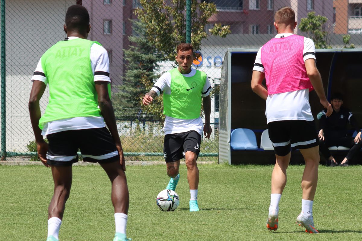 Altay, Şilili Martin Rodriguez\'i transfer etti