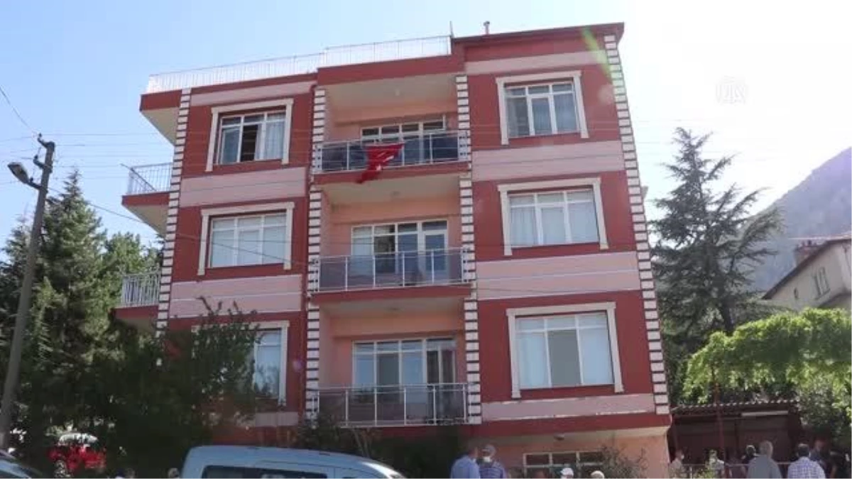 Eski Sakarya Valisi Hüseyin Avni Coş, son yolculuğuna uğurlandı