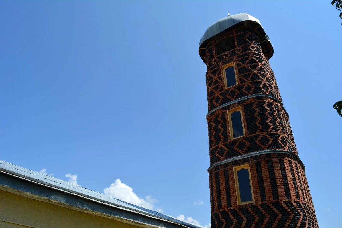 Gürcistan\'da 1901 yılından bu yana onarılmayan Camii TİKA tarafından restore edildi