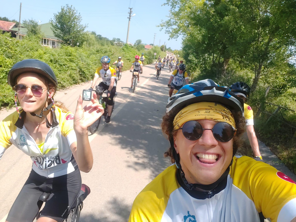 Hollandalı gezginler, Kandıra sahillerinde pedal çevirdi