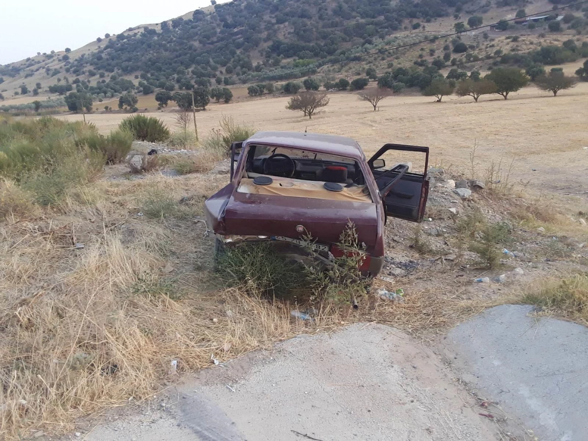 Son dakika haber: Manisa\'da iki otomobilin çarpıştığı kazada 3 kişi yaralandı