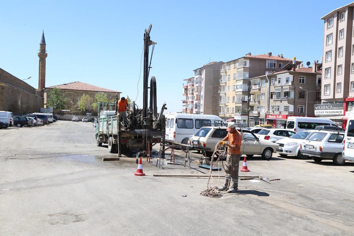 Niğde Kale ve Çevresi Koruma ve Yenileme Projesi\'nin 2023\'te tamamlanması hedefleniyor