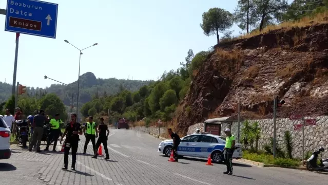 Yangın nedeni ile Marmaris Datça karayolu trafiğe kapandı