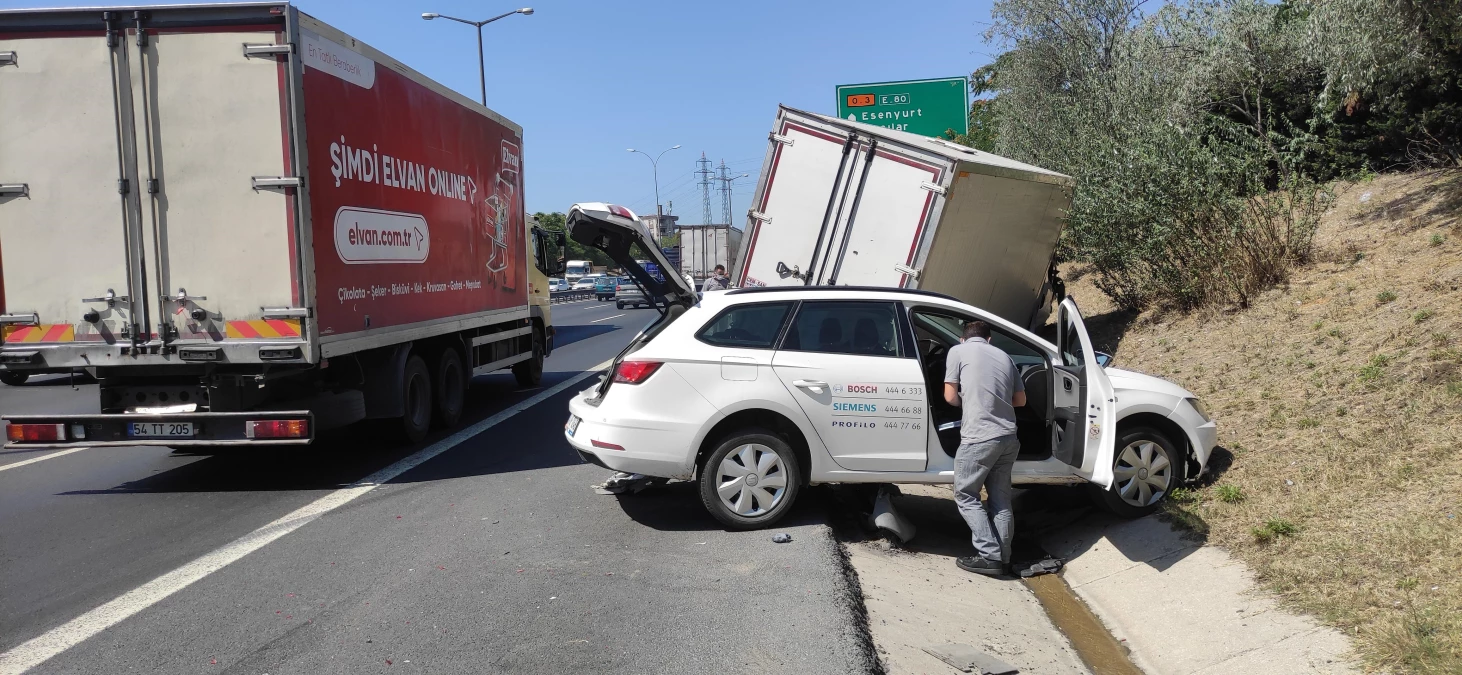 Esenyurt\'taki trafik kazasında 1 kişi yaralandı