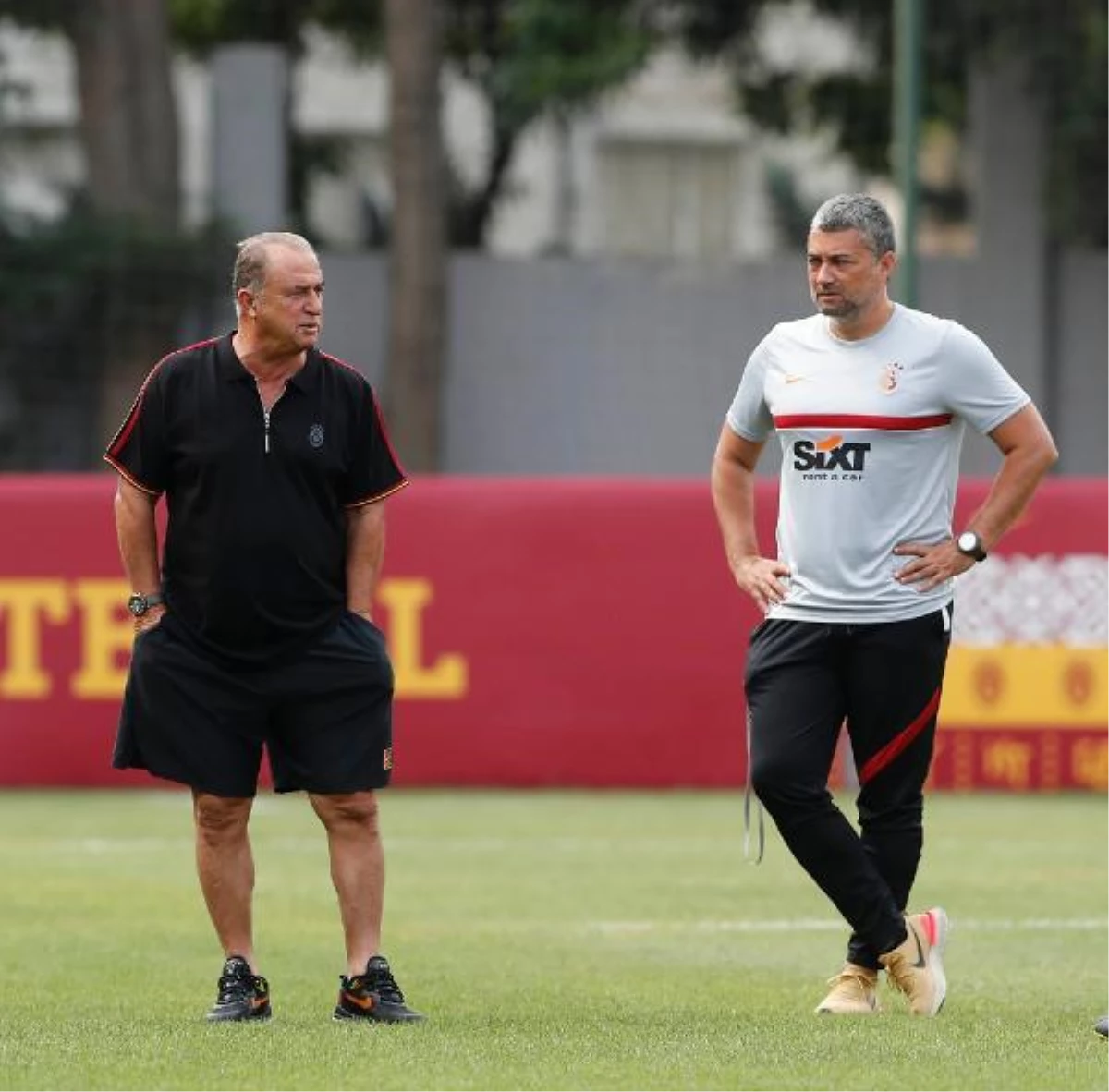 Fatih Terim yardımcılarına kucak açtı