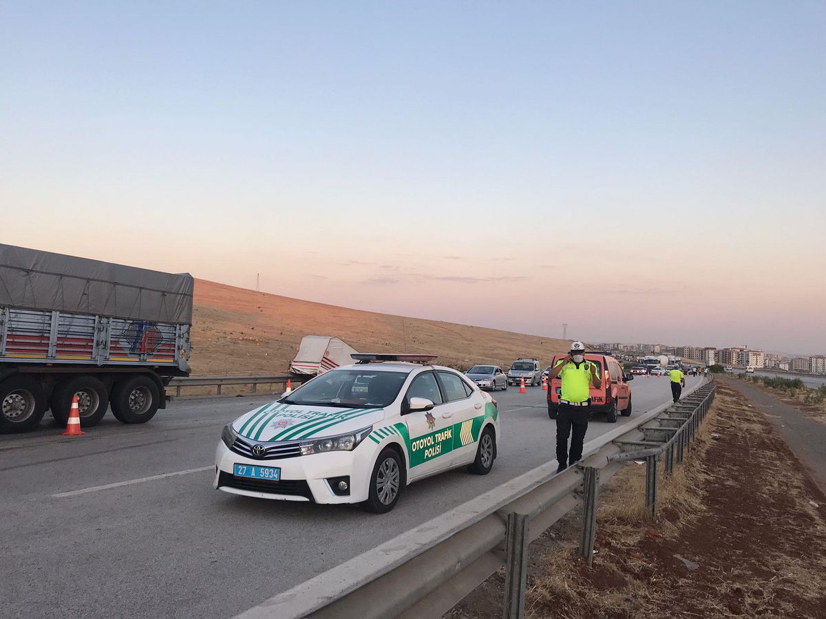 Son dakika... Gaziantep\'teki trafik kazasında ölü sayısı 4\'e yükseldi