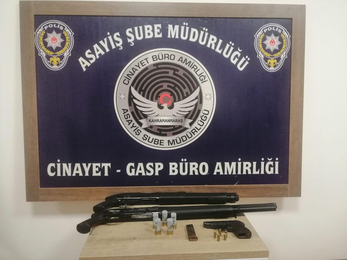 Son dakika haber... Kahramanmaraş\'ta polis denetimlerinde 16 silah ele geçirildi