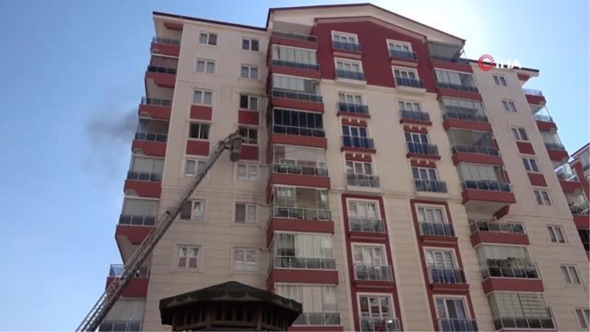 Kırıkkale\'de patlayan buzdolabı evi yaktı