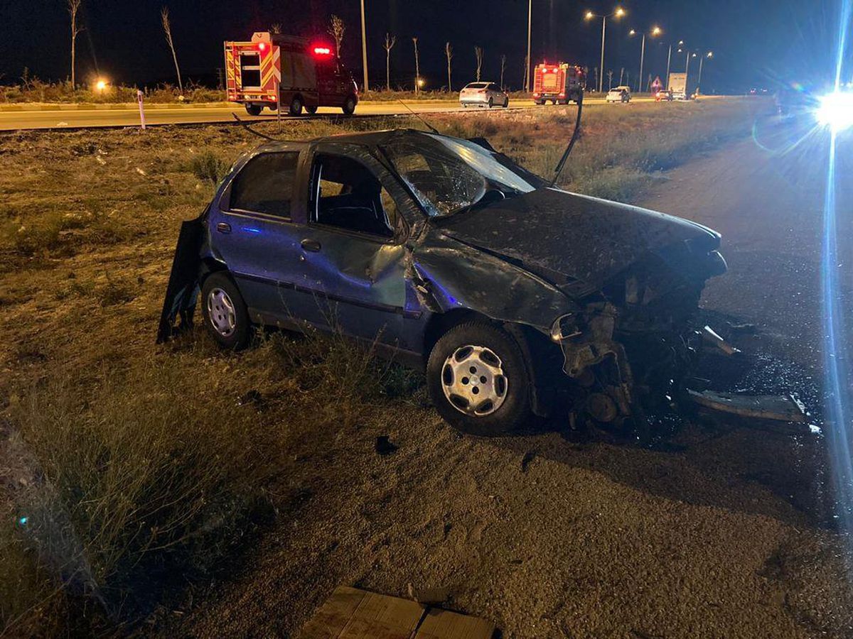 Son dakika... Konya\'da otomobil devrildi: 2 ölü, 2 yaralı