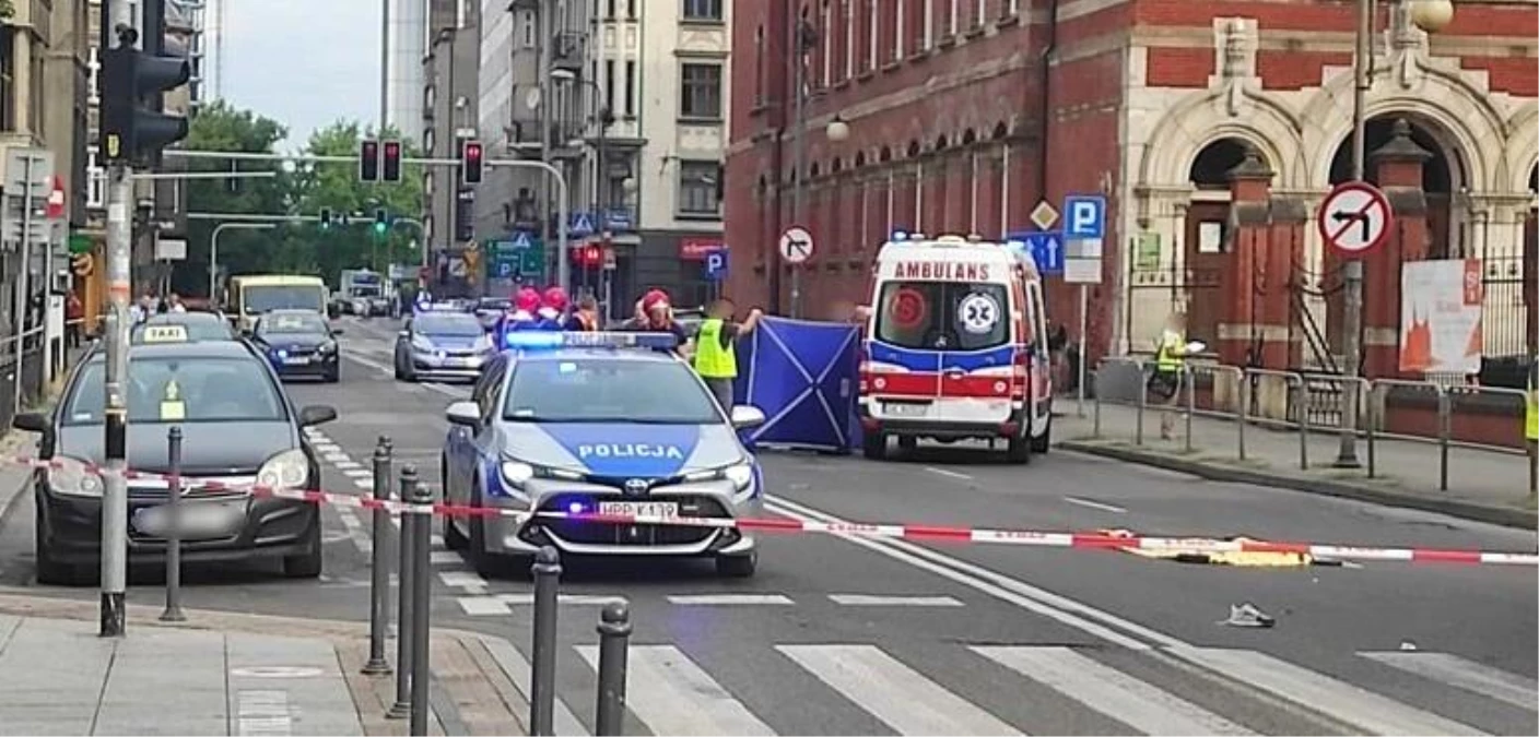 Son dakika haber | Polonya\'da otobüs şoförü kavga eden gençleri ezdi: 1 ölü