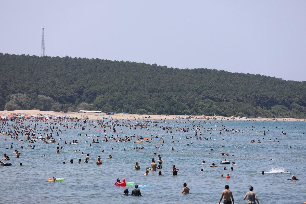 Sahillerde 2 haftada 164 kişi boğulmaktan kurtarıldı