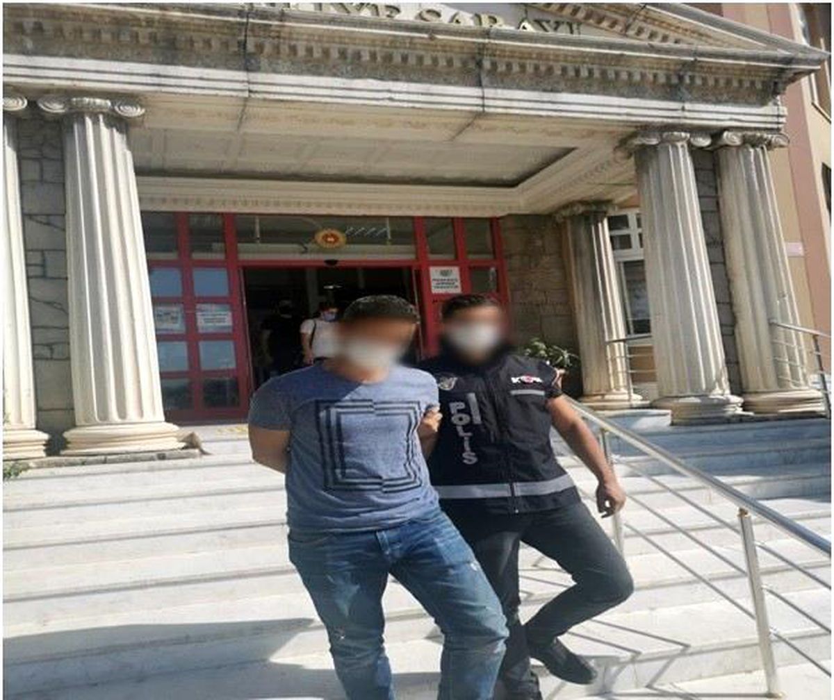 Yakalanan şahsın üzerinde uyuşturucu ele geçirildi