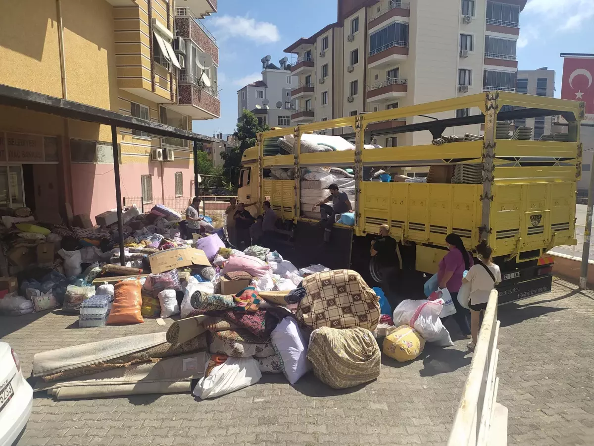 Anamur\'dan Aydıncık\'taki yangında zarar görenlere destek